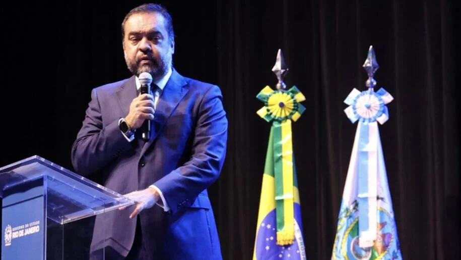 TSE declara Cláudio Castro inelegível e adia decisão sobre cassação