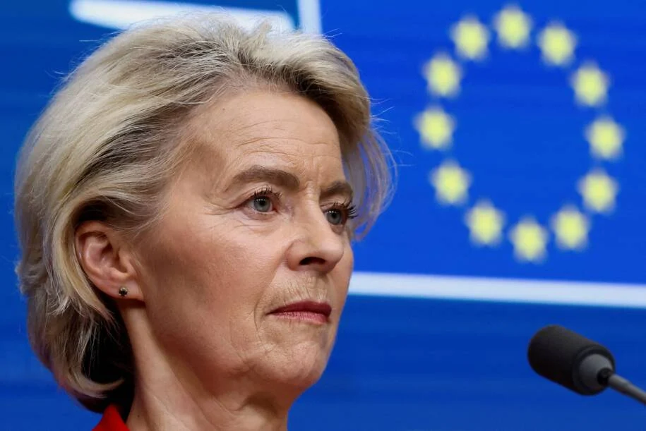 Ursula von der Leyen elogia vitória de Peter Magyar e derrota de Orbán na Hungria