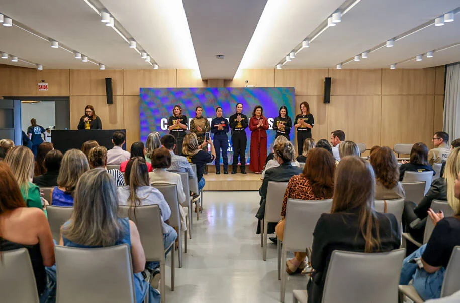 Vice-governadora Marilisa Boehm pede apoio em Chapecó para combater violência