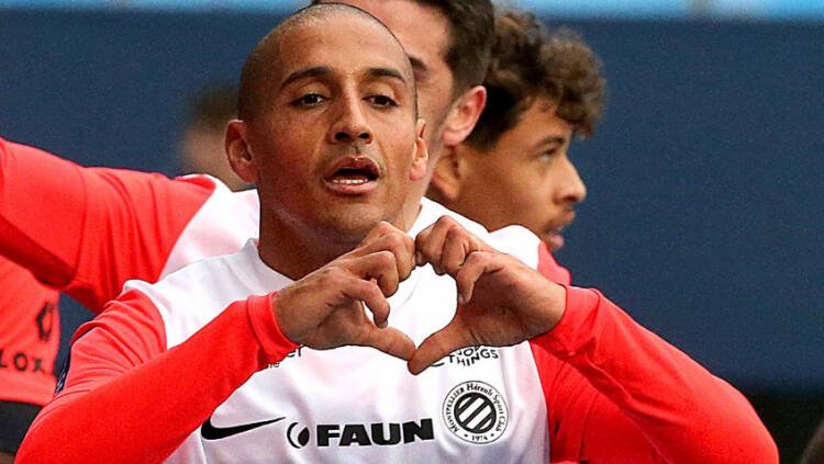 Wahbi Khazri se torna ícone da Tunísia com 3 gols em Copas do Mundo