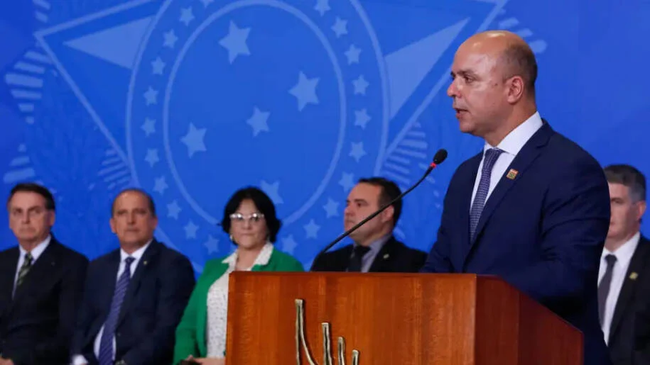 Zema revela plano econômico para zerar custo Brasil e privatizar estatais