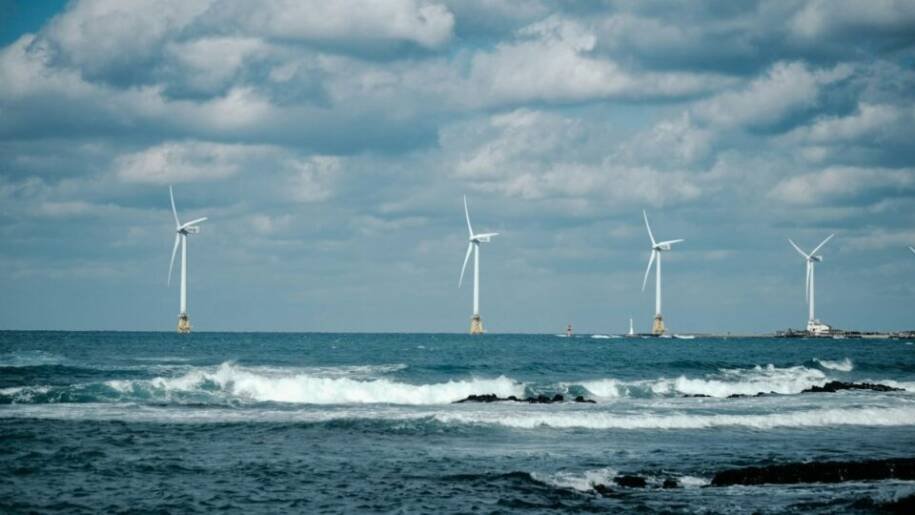 ABEEólica cobra governo para liberar 135 GW em eólicas offshore no Brasil