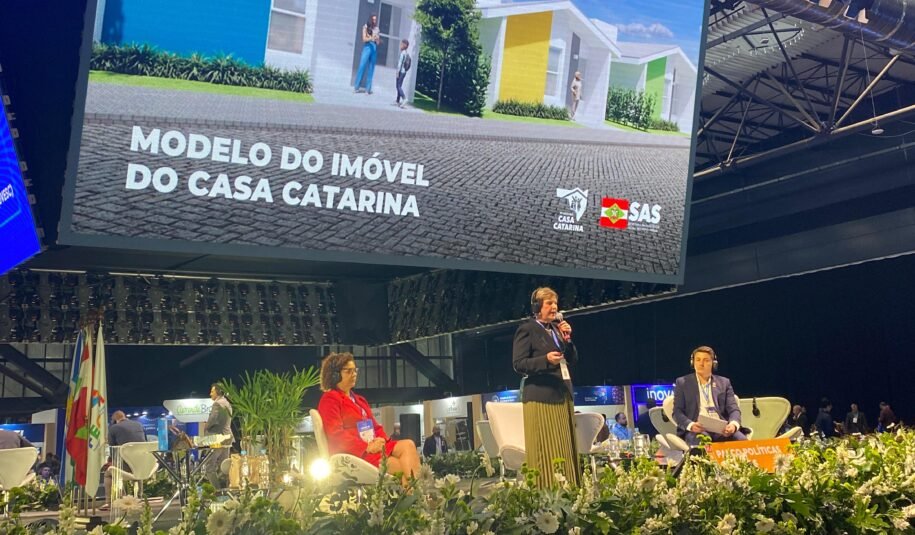 Adeliana Dal Pont lidera palestras sobre Assistência Social no Summit Cidades 2026