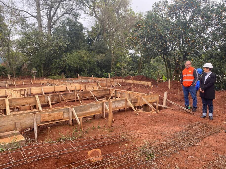 Adeliana Dal Pont visita obras em Toldo Chimbangue após 12 anos de espera