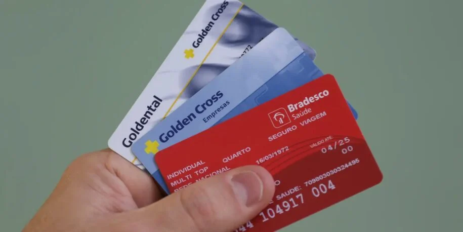 ANS revela reajuste de 9,9% em planos de saúde coletivos e gera polêmica