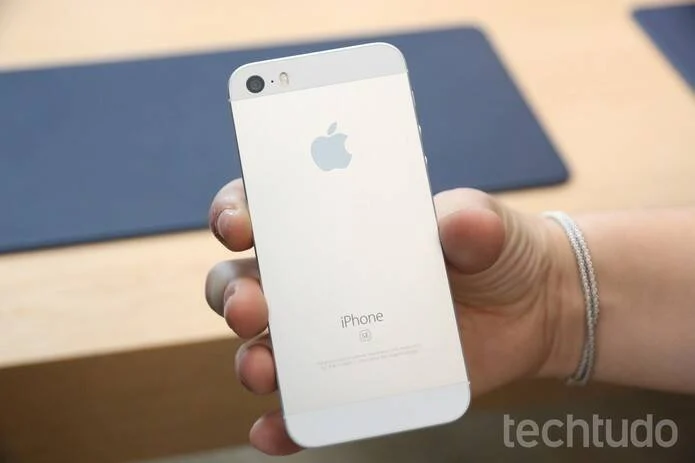 Apple anuncia que iPhone 11 e SE não receberão atualizações em 2026; entenda!