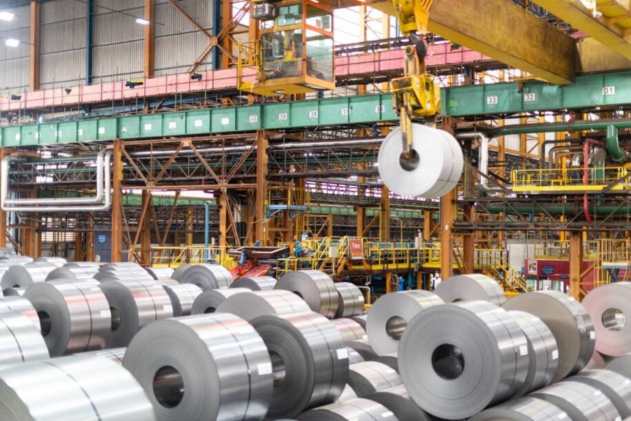 ArcelorMittal Brasil revela resultados negativos, mas mantém 42% da produção de aço