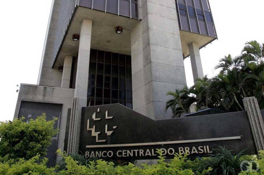 Banco Central avalia criação de colegiados após suspeitas de favorecimento ao Master