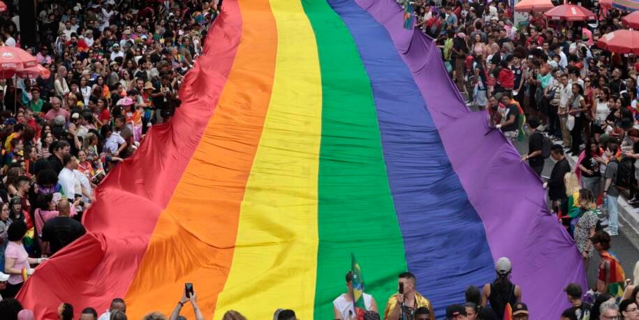 Câmara Municipal de SP aprova projeto que ameaça Parada LGBT+ em 30ª edição