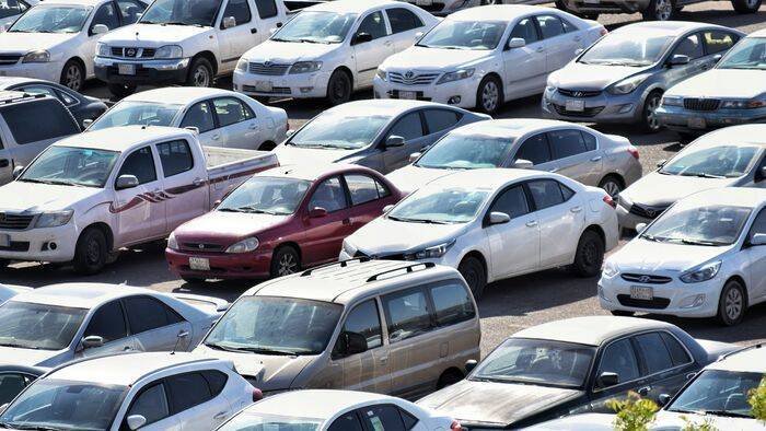 Canaltech alerta: comprar carro com mais de 10 anos traz riscos ocultos!