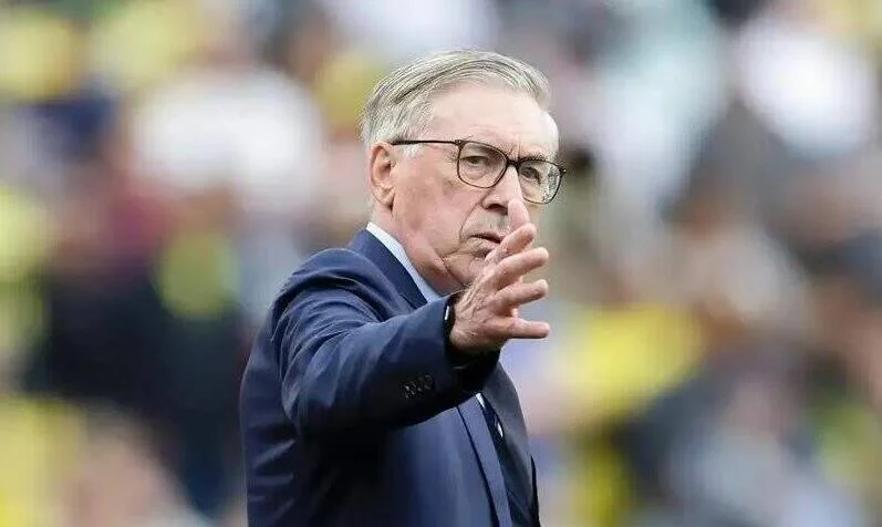 Carlo Ancelotti surpreende ao convocar Neymar e dança no Museu do Amanhã
