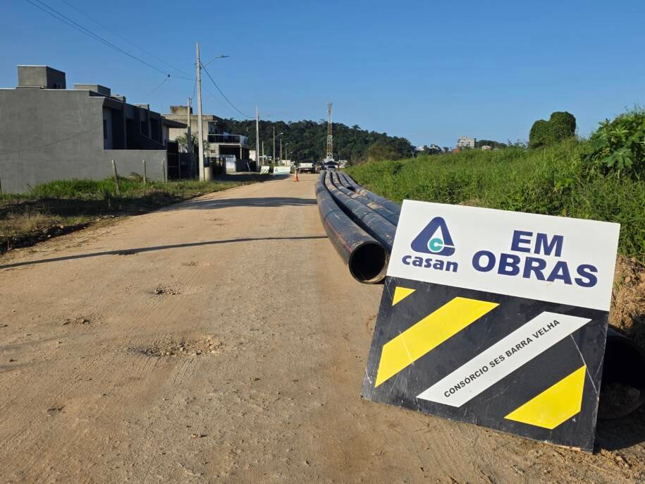 CASAN avança com obra de esgoto em Barra Velha e investe R$ 98,8 milhões