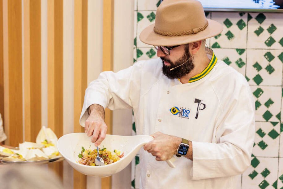 Chef Paulo Machado destaca gastronomia pantaneira no Masp e TEDx Carandá