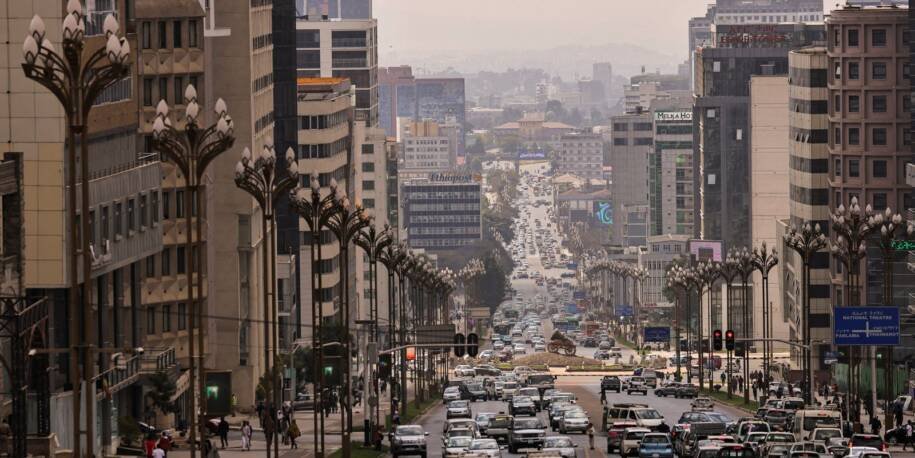 China impulsiona desenvolvimento da África em meio a rivalidade com EUA