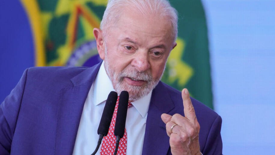 CNI aciona STF contra Lula e o fim da taxa das blusinhas antes das eleições
