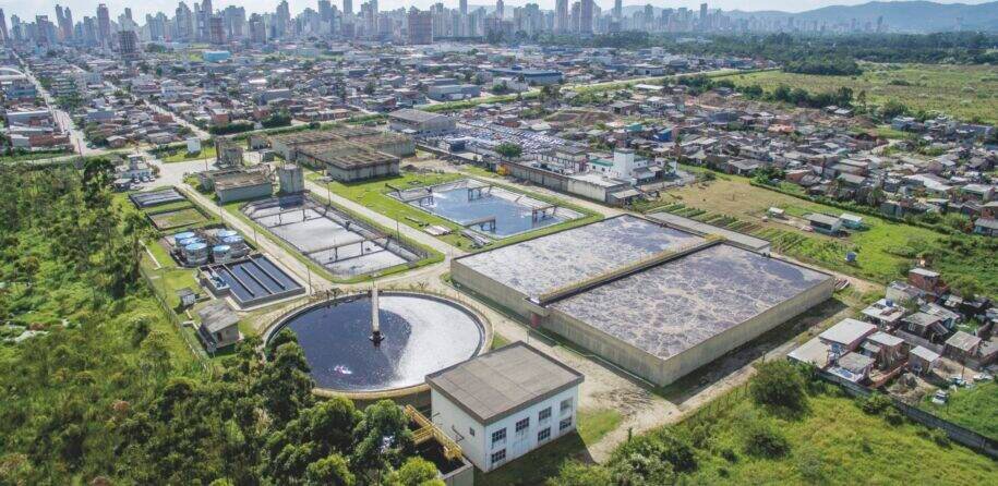 Conasa amplia rede de esgoto em Itapema e promete benefícios à saúde pública