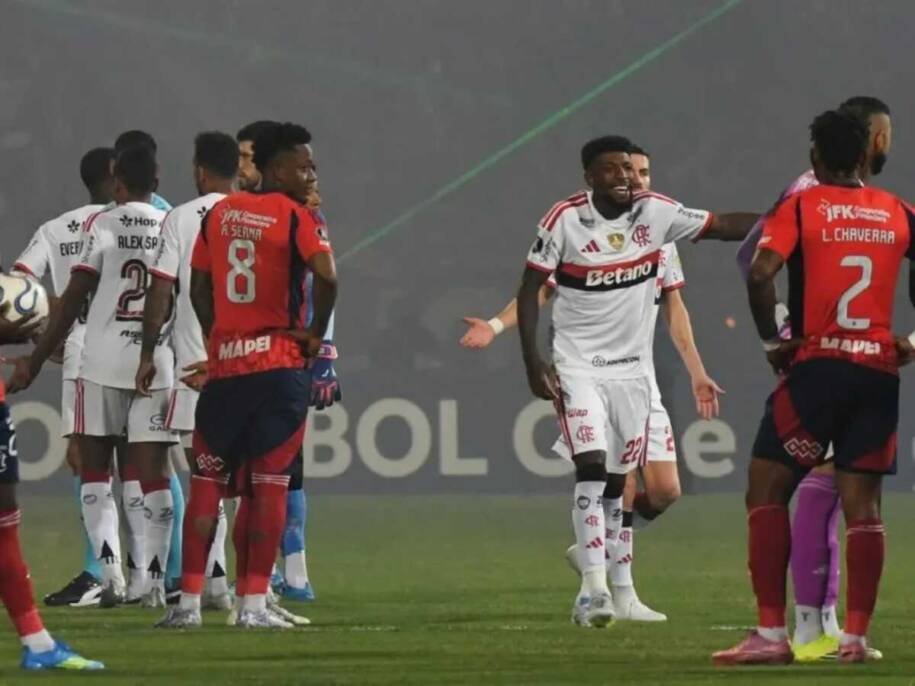 Conmebol decreta vitória do Flamengo por 3 a 0 após tumulto em Medellín