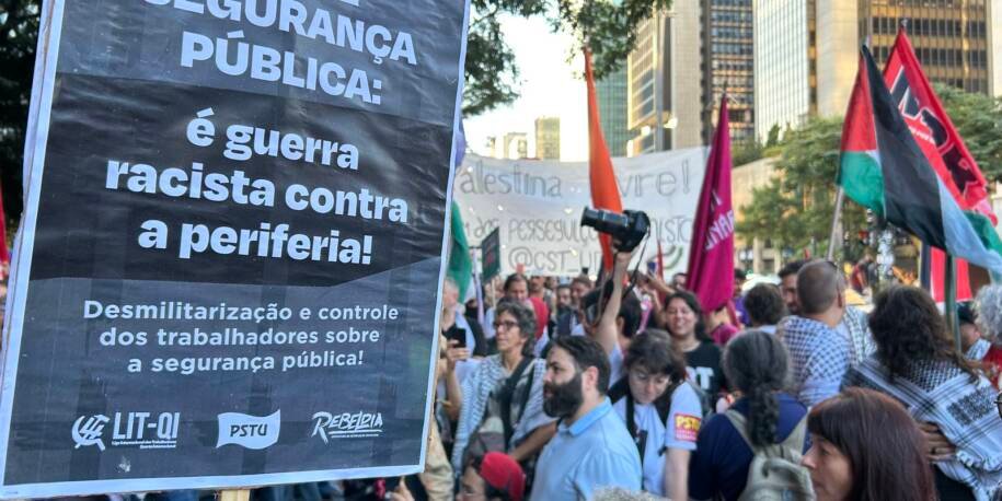 Cordão da Mentira reúne Mães de Maio em ato na Paulista contra impunidade