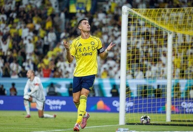 Cristiano Ronaldo ironiza torcida do Al-Shabab após vitória do Al-Nassr por 4 a 2