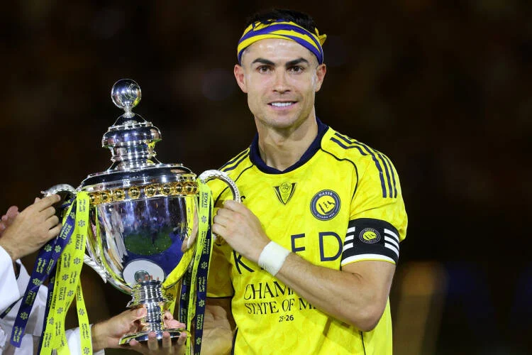 Cristiano Ronaldo marca dois gols e garante título do Al-Nassr no Saudita
