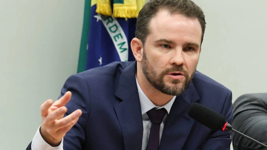 Dario Durigan revela que Fux exigiu celeridade em socorro ao BRB por Judiciário