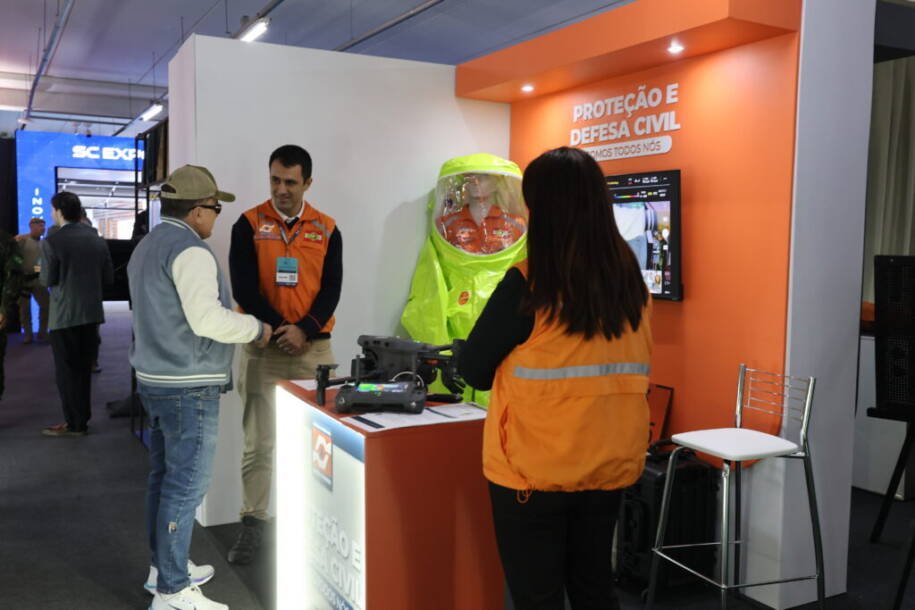 Defesa Civil de SC exibe drones e tecnologias na IV SC Expo Defense 2026