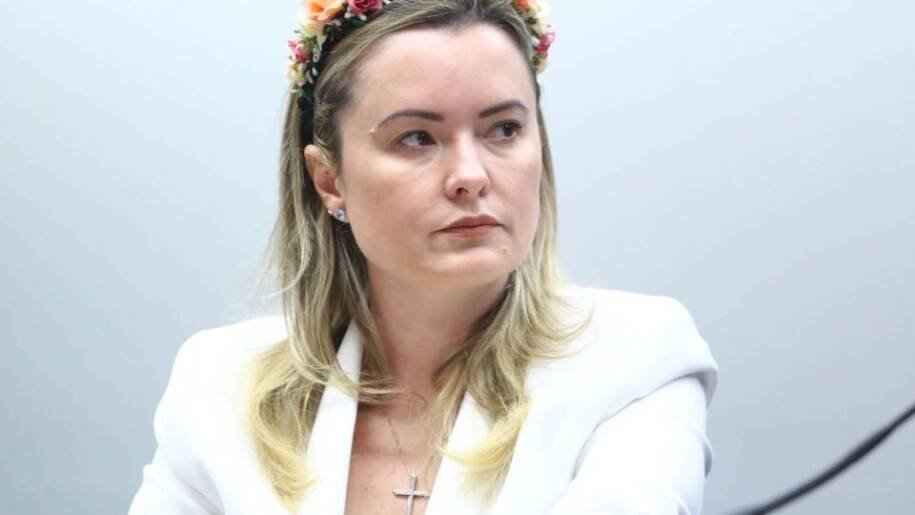 Deputada Júlia Zanatta critica Zema e ameaça suspender aliança com Novo