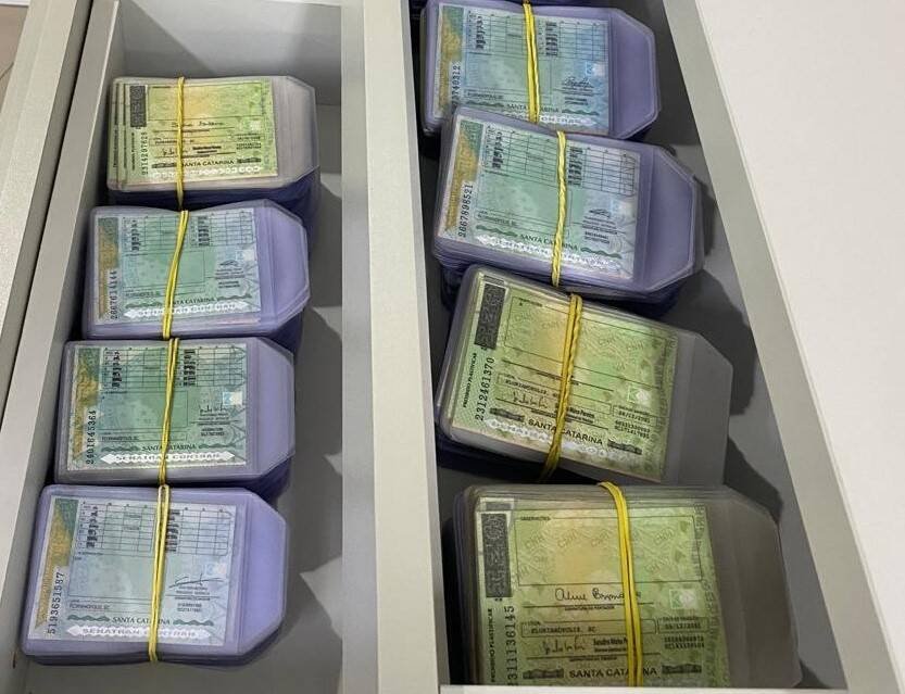 Detran/SC determina: CNHs não retiradas até 2 de junho serão destruídas!