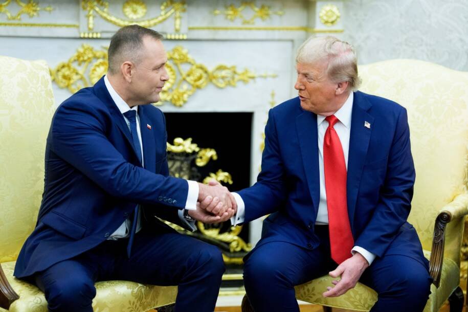 Donald Trump anuncia envio de 5 mil soldados para a Polônia e gera tensão