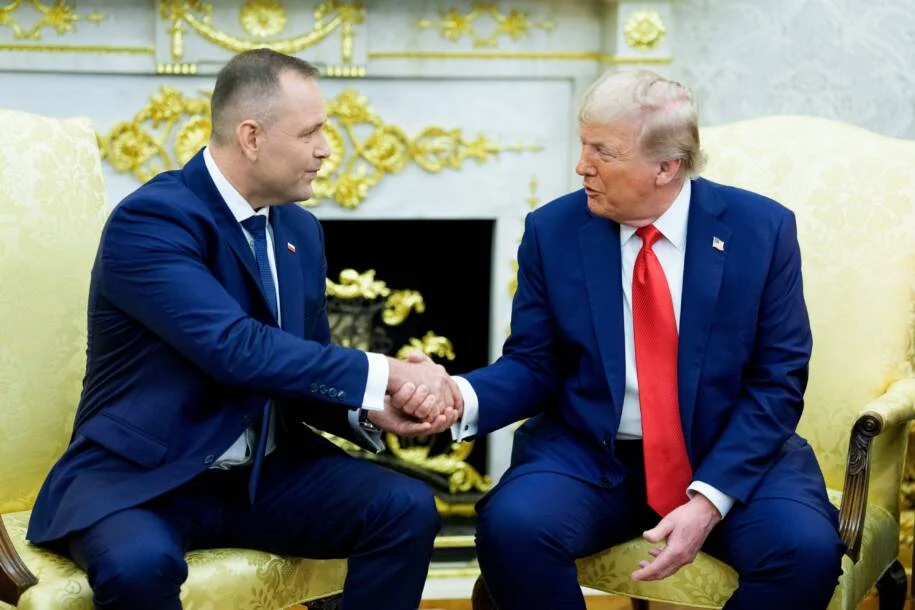 Donald Trump anuncia envio de 5 mil soldados para a Polônia e gera tensão