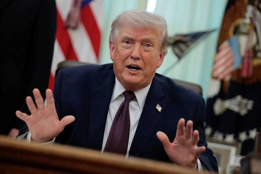 Donald Trump lidera Projeto Liberdade para libertar navios no Estreito de Ormuz