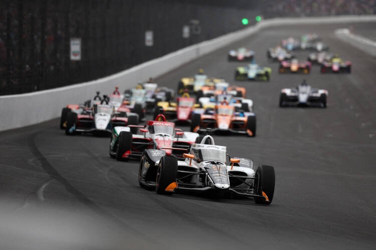Emerson Fittipaldi e Gil de Ferran reafirmam Brasil na IndyCar com conquistas históricas