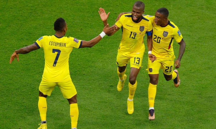 Enner Valencia quebra recorde e se torna maior artilheiro do Equador em Copas