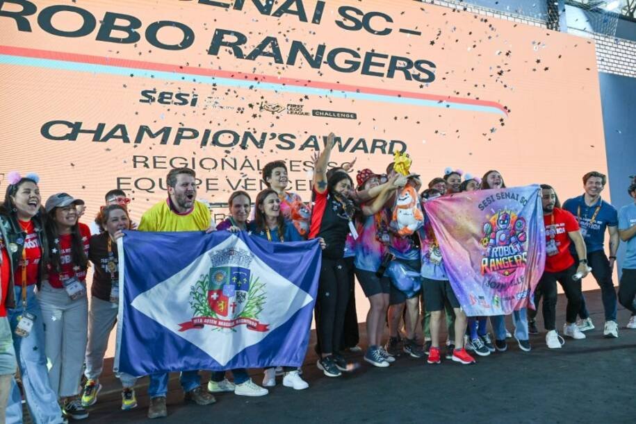 Equipe Robo Rangers da Escola SESI Moinho Joinville vai ao torneio internacional nos EUA