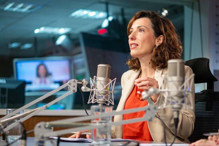 Fernanda Machiaveli destaca protagonismo das mulheres rurais na produção de alimentos