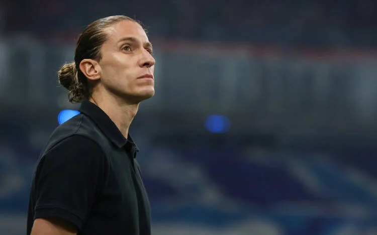 Filipe Luís assume comando do Monaco e substitui Sébastien Pocognoli após sétima posição