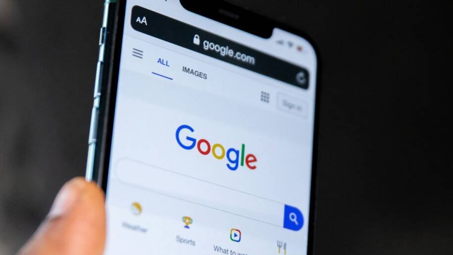 Google revela atualizações para AI Overview e busca recuperar confiança após críticas