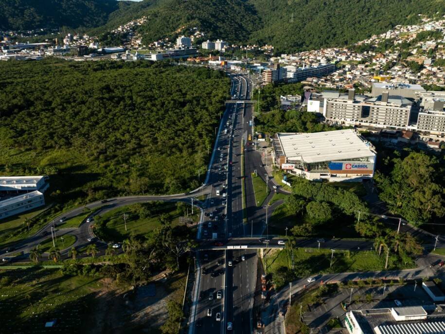 Governador Jorginho Mello anuncia 90% das rodovias de SC recuperadas com Estrada Boa