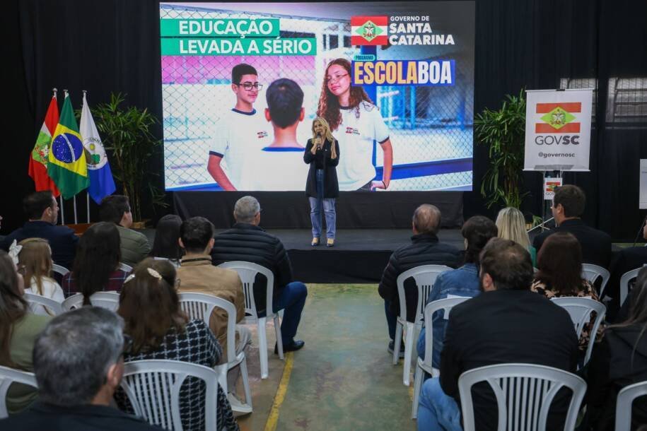 Governo de Santa Catarina investe R$ 1,1 milhão em escolas e transforma educação no Oeste