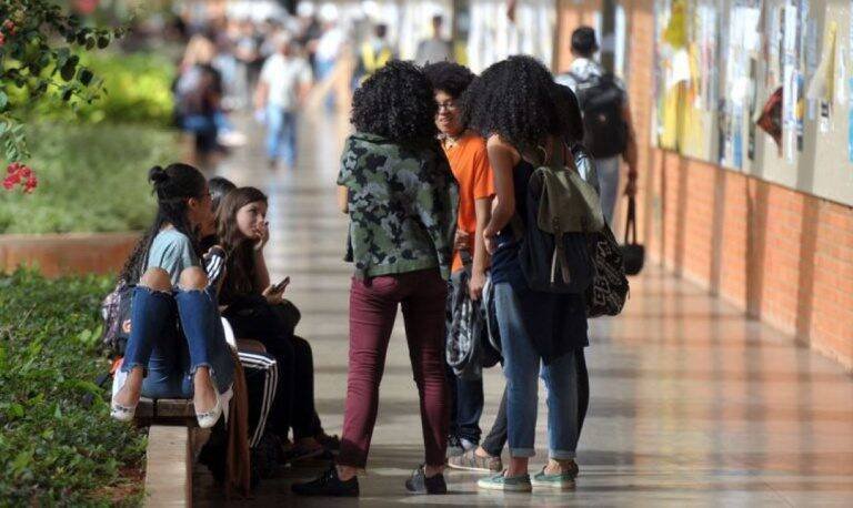 Governo do Brasil lança 670 vagas gratuitas para mulheres e pessoas negras em cursos
