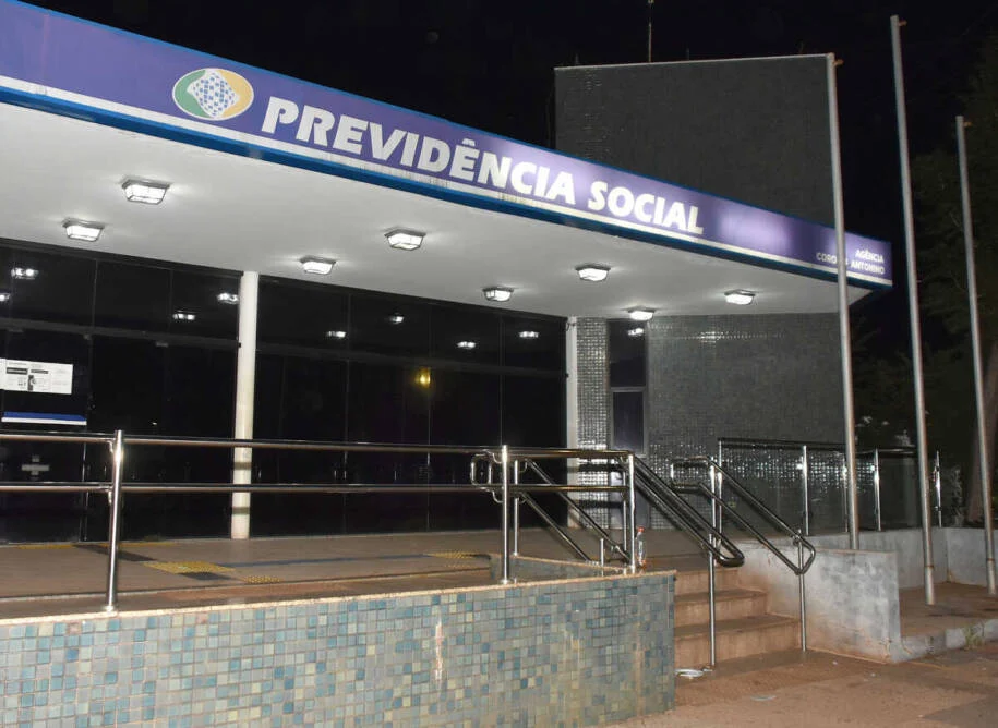 Governo Federal garante pensão INSS a órfãos de vítimas de feminicídio