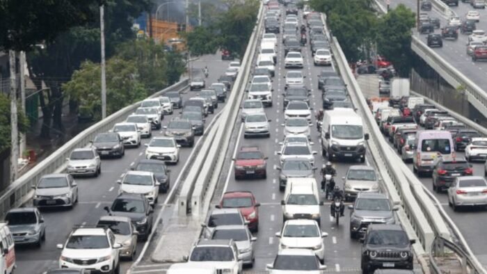 Governo Federal lança linha de crédito de R$ 30 bilhões para motoristas de app