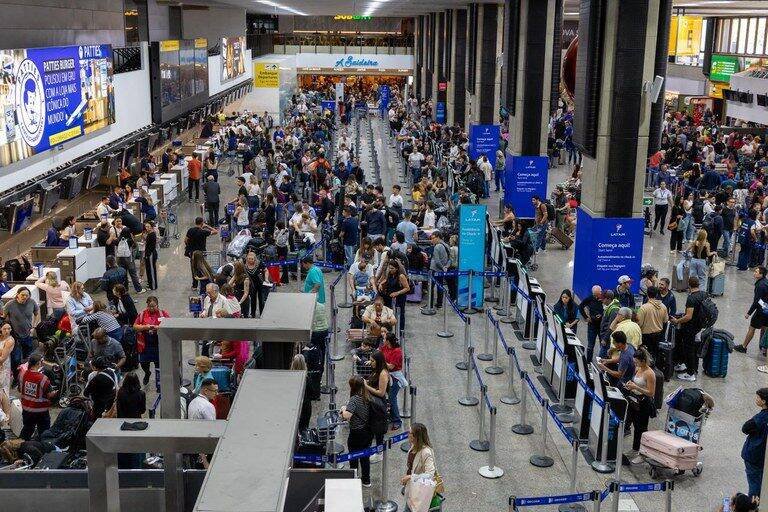 Guarulhos lidera ranking de aeroportos na América Latina e Congonhas surpreende