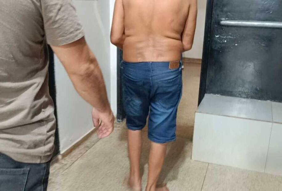 Homem de 64 anos ateia fogo na própria casa e é preso em Dourados após revogação de medida protetiva