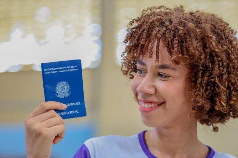 IBGE revela Brasil com menor desemprego desde 2012; crescimento surpreende
