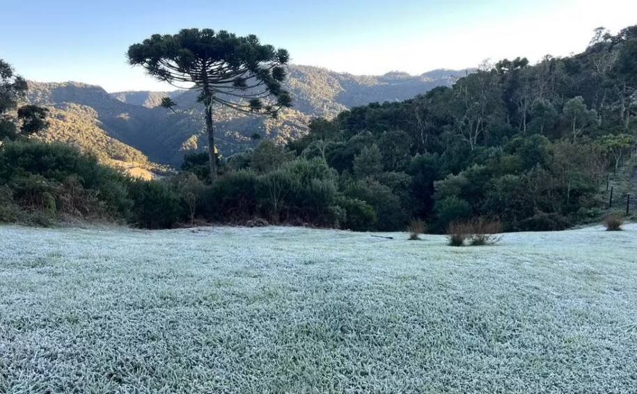 Inmet alerta para temperaturas de até -3°C em SC e risco de alagamentos