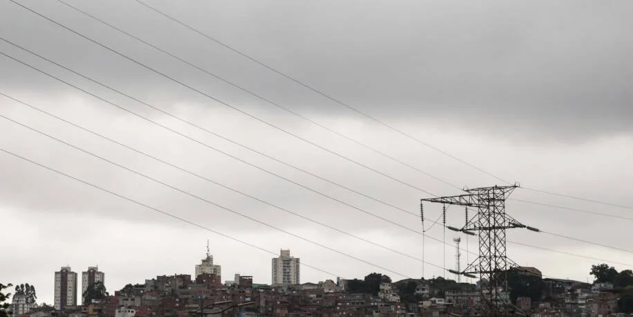 Instituto Nacional de Meteorologia prevê temporais e chuvas intensas neste fim de semana