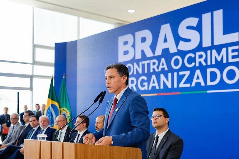 Jean Francisco Bezerra lança programa anticrime com R$ 1,06 bilhão para 2026
