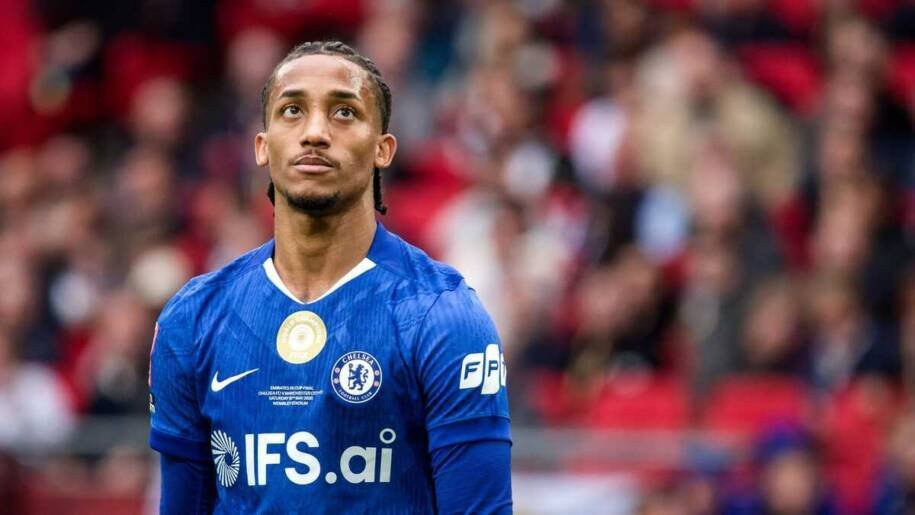 João Pedro busca transferência do Chelsea para o Barcelona após prêmio de melhor jogador