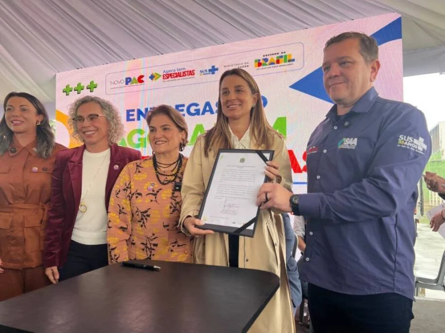 Juliana Pavan e Márcia Lopes anunciam construção da Policlínica em BC com R$ 30 milhões